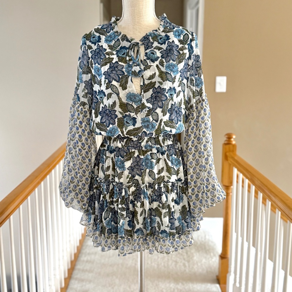 Misa Los Angeles Elisabetta Dress in Blue White Floral Chiffon Print Size XS‎